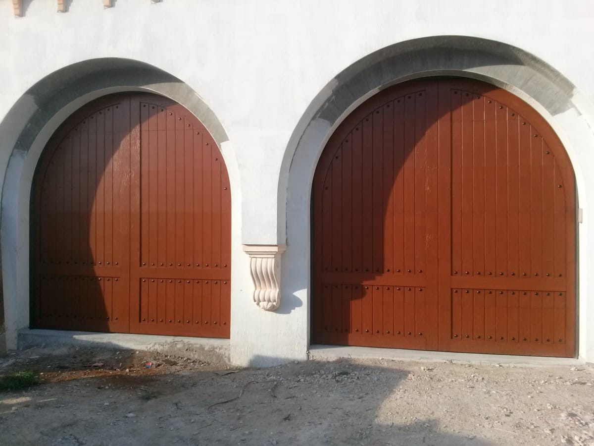 Lake Placid Garage Door Installation in Zolfo Springs