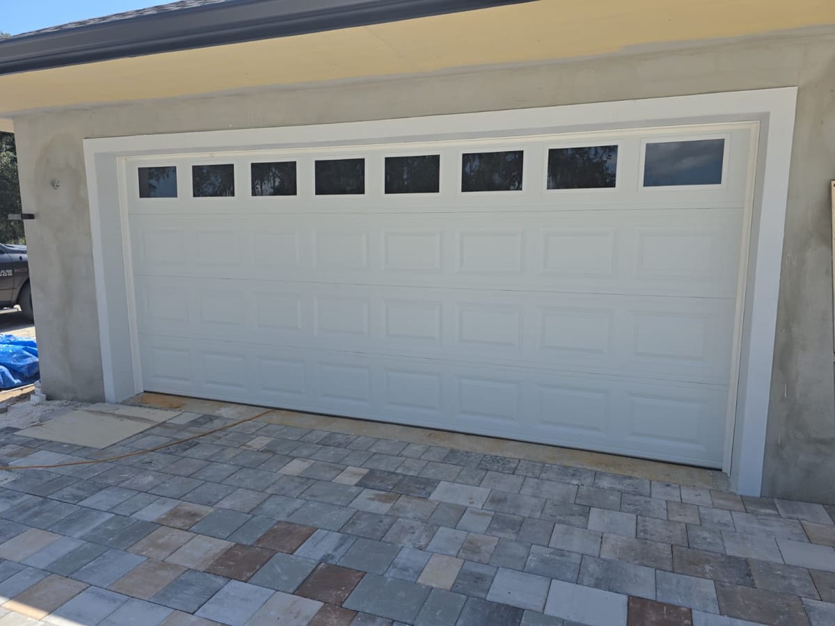 Lake Placid Garage Door Installation in Avon Park