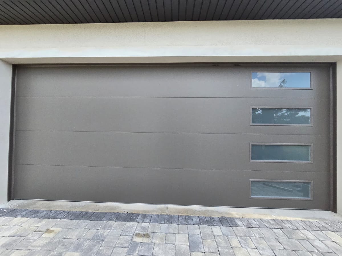 Garage Door Installation in Zolfo Springs